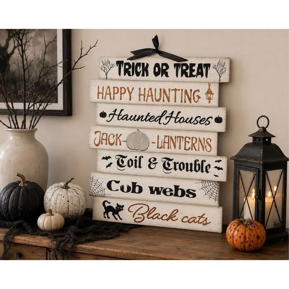 Halloween Wall Decoration - "Trick or Treat" Haunted Houses&Other Spooky Sayings